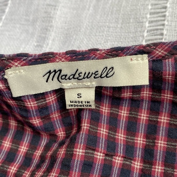 Madewell flutter sleeve, side tie, wrap blouse in plaid. - Picture 10 of 16
